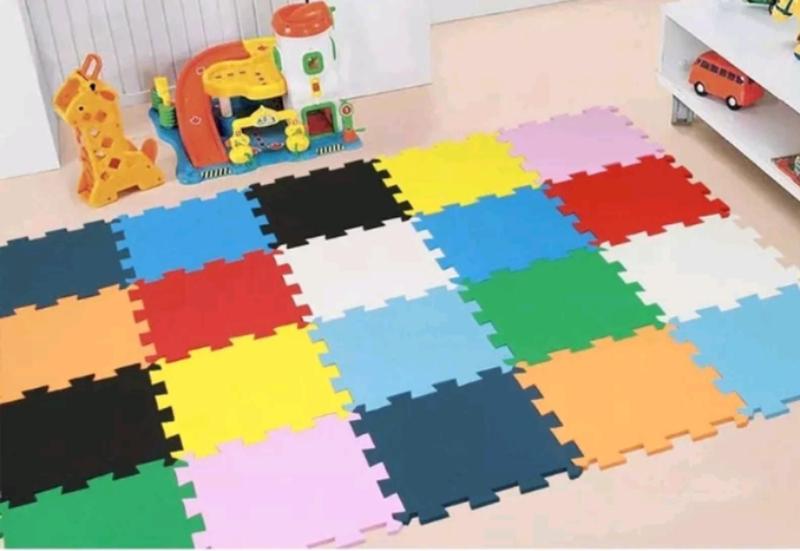 Kit tatame eva tapete 20 placas colorido 33cmx33cm - TATAMES KIDS Imagem de Kit tatame eva tapete 20 placas colorido 33cmx33cm