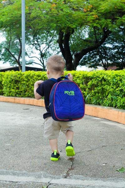 Imagem de Kit Tênis Meia Infantil Menino Super Leve Confortável Calce Fácil + Mochila Azul Aranha Escolar