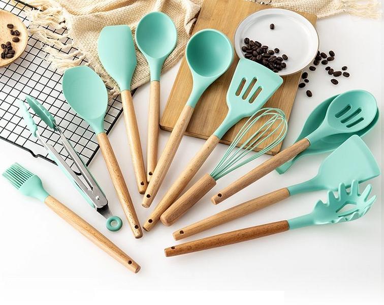 Imagem de Kit Utensílios de Silicone para Cozinha 11 peças Verde Água Com Cabo de Madeira Jogo para Cozinha