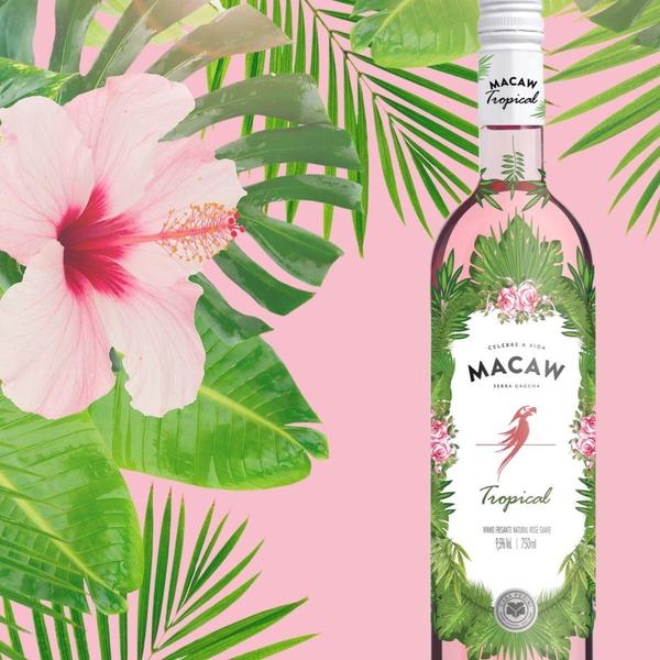 Imagem de Kit Vinho Macaw Frisante Tropical Rose Casa Perini 750ml 2un