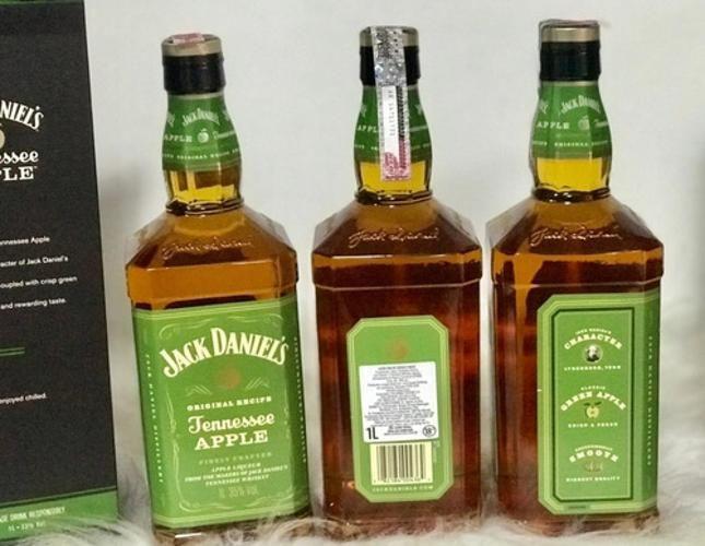 Imagem de Kit Whisky Jack Daniel'S Tennessee Apple 1L Com 3 Garrafas