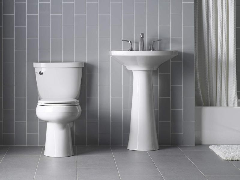 Imagem de Kohler K-4775-0 Brevia com dobradiças de liberação rápida assento de privada em branco