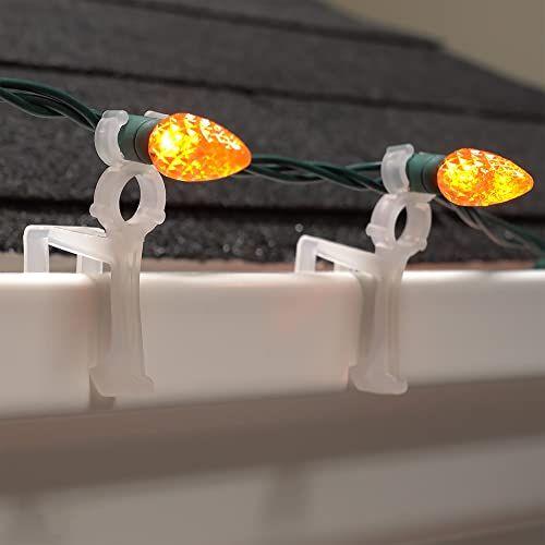 Imagem de Kringle Traditions Clipes de Luz de Natal para C9, C7, Mini Luzes, Icicle Lights Hangers para Calhas, Telhas (All-in-One Clip, 100 Pack)