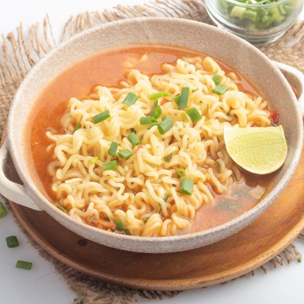 Lamen Coreano Neoguri Copo 62g + Hashi - Nongshin Imagem de Lamen Coreano Neoguri Copo 62g + Hashi