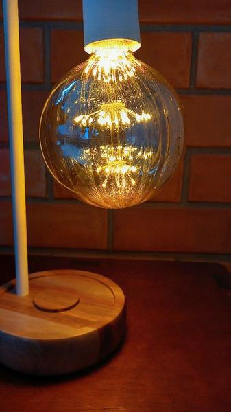 Imagem de Lâmpada LED Taschibra G125 Fireworks Vintage 2W Globo