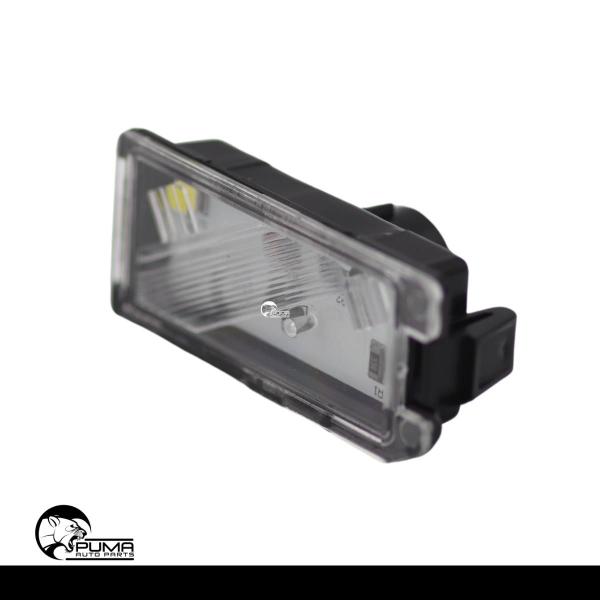 Imagem de Lanterna De Placa LED Conector Redondo Fiat 500 2012 Lado Direito