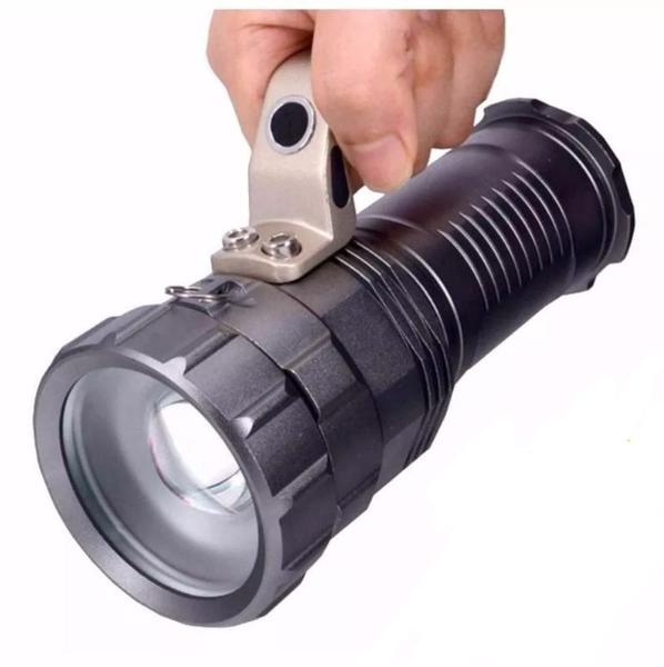 Lanterna Holofote Led Mão T6 Zoom 3 Baterias Ultra Potente - Universal Imagem de Lanterna Holofote Led Mão T6 Zoom 3 Baterias Ultra Potente