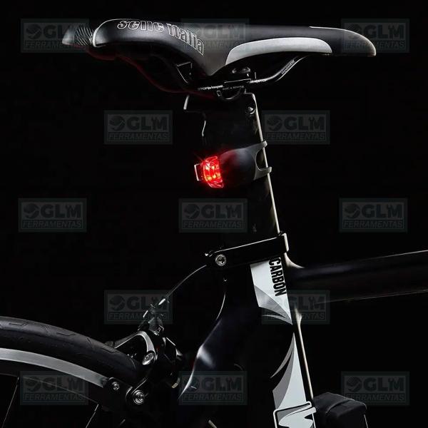 Imagem de Lanterna Traseira De Silicone Luz Vermelha P/ Bicicleta Bike