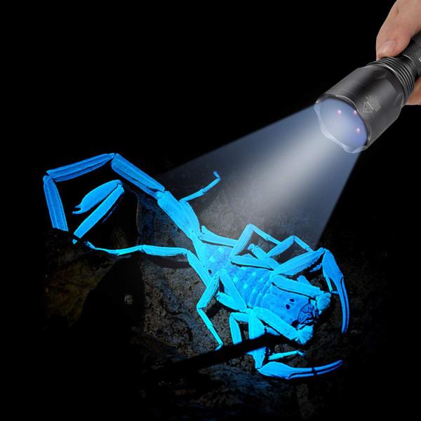 Imagem de Lanterna UV LUMENSHOOTER S3 365nm com 3 LEDs para urina de animais de estimação