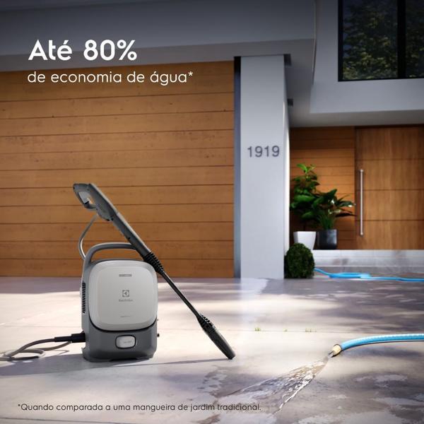 Imagem de Lavadora de Alta Pressão Electrolux 1600PSI 1400W EasyWash com Engate Rápido (QWS1600)