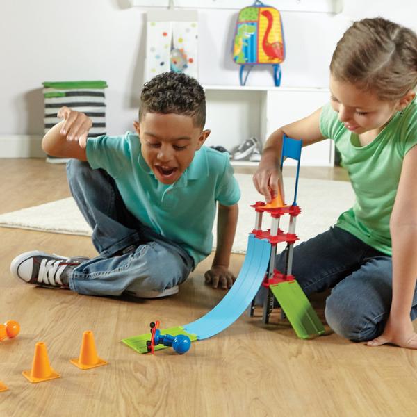 Imagem de Learning Resources Skate Park Engineering &amp Design Building Set, Engenheiro Brinquedo, Brinquedo STEM, Ciência para Crianças, Brinquedo de Ciência Divertida, 43 Peças, Idade 5+