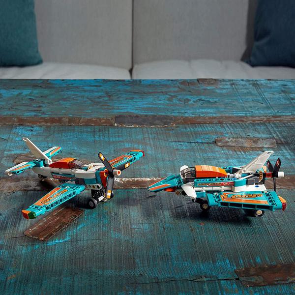 Imagem de Lego 42117 Technic 2 Em 1 Avião De Corrida 154 Peças