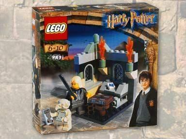 LEGO 4731 Harry Potter Lançamento Dobby Imagem de LEGO 4731 Harry Potter Lançamento Dobby