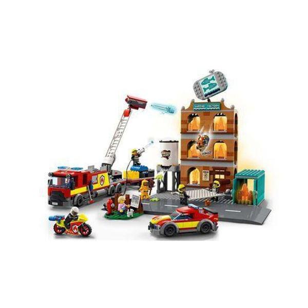 Imagem de Lego 60321 City - Corpo De Bombeiros C/ Caminhão, Carro e Moto  766 peças