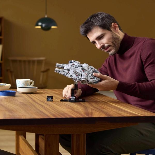 Imagem de Lego 75375 Star Wars - Millennium Falcon(Tm)