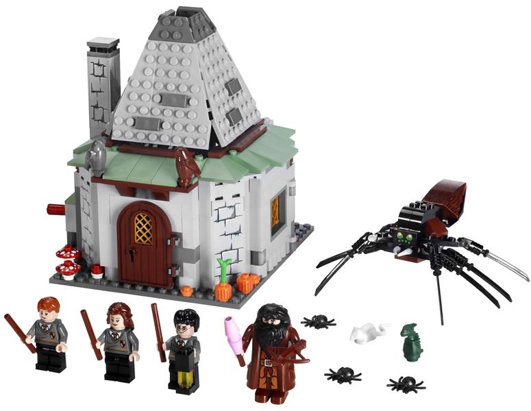 Imagem de LEGO Cabana de Hagrid Harry Potter 4738