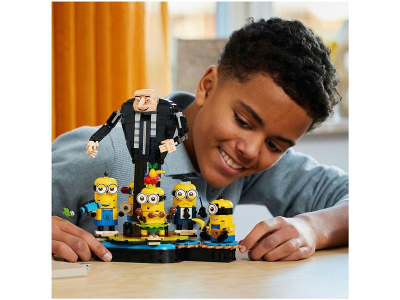 Imagem de LEGO Despicable Me  Meu Malvado Favorito 4 Gru e - Minions Construídos 75582 839 Peças