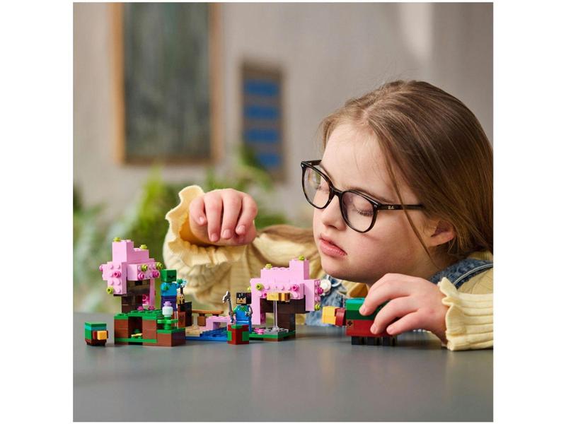 LEGO Minecraft O Jardim de Cerejeiras 21260 - 304 Peças Imagem de LEGO Minecraft O Jardim de Cerejeiras 21260 - 304 Peças