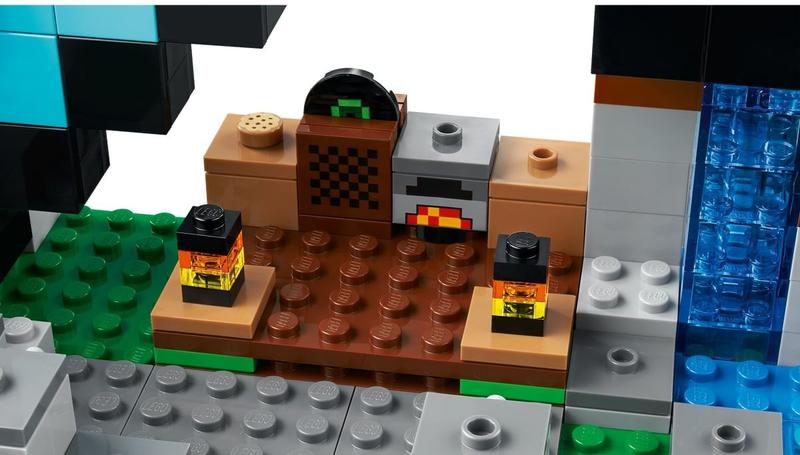 Imagem de LEGO Minecraft - O Posto Avançado da Espada - 427 Peças - 21244 - Conjunto construção