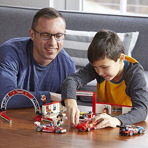 Imagem de LEGO Speed Champions Ferrari Ultimate Garage 75889 Construção