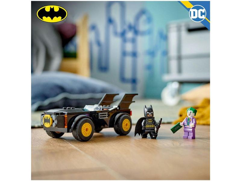 LEGO Super Heroes Perseguição de Batmóvel: Batman - vs Coringa 76264 54 Peças Imagem de LEGO Super Heroes Perseguição de Batmóvel: Batman - vs Coringa 76264 54 Peças