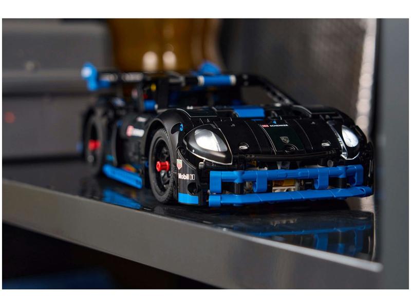 Imagem de LEGO Technic Carro de Corrida Porsche GT4