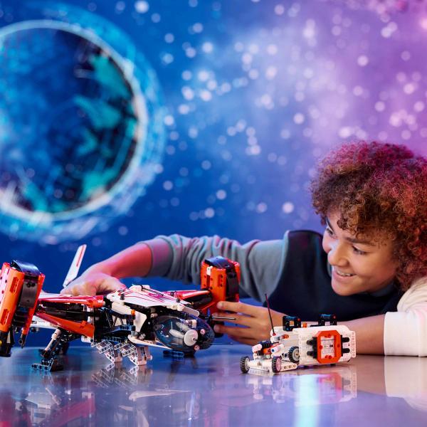 Imagem de LEGO Technic Nave Espacial De Carga Pesada 1365 Peças 42181