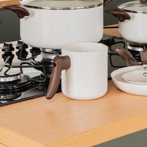 Leiteira Fervedor Antiaderente Ceramic Life Smart Plus Vanilla 2 Litros - Brinox Imagem de Leiteira Fervedor Antiaderente Ceramic Life Smart Plus Vanilla 2 Litros - Brinox