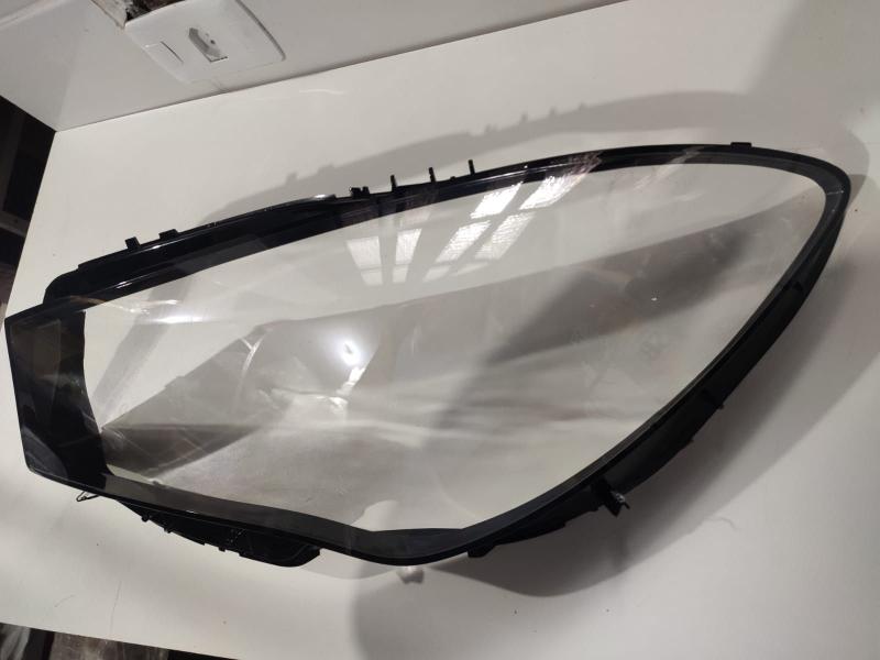 Imagem de Lente Farol Esquerda Mercedes Cla200 Cla250 Cla45 2017 2018 2019 2020