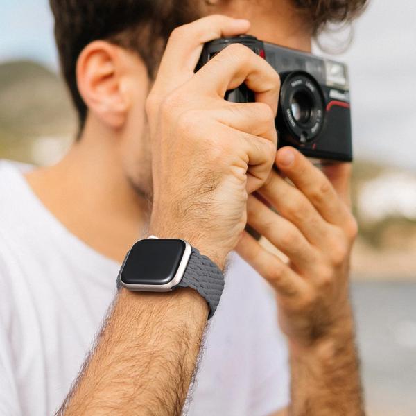 Imagem de Lerobo 2 Pulseiras Trançadas Apple Watch (Preto/Cinza Escuro)