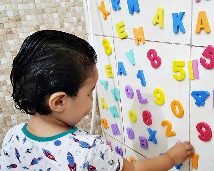 Imagem de Letras e Números Brincando No Banho De Eva Educativo 77 Pçs