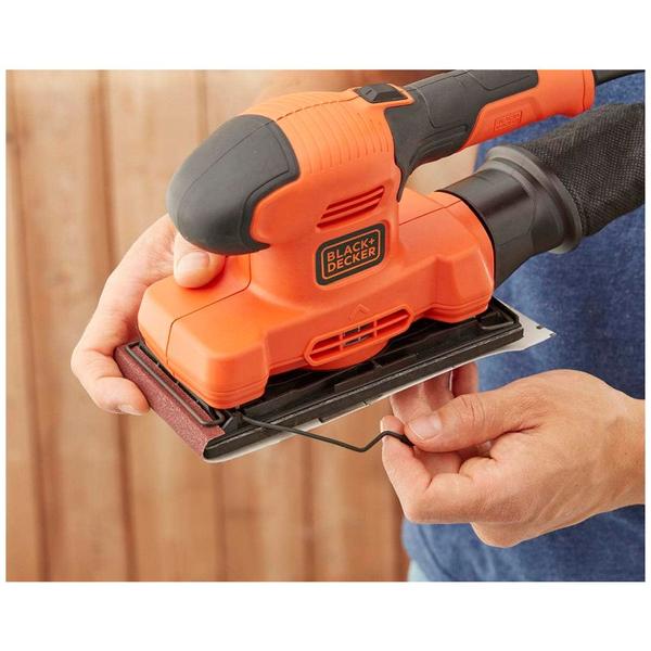 Imagem de Lixadeira Orbital Black + Decker 1/3 de folha de lixa 150W 127V Laranja - BEW220-BR