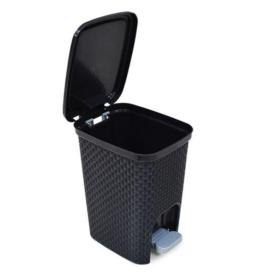 Imagem de Lixeira 7 Litros Rattan Preta Com Pedal Montada 25738 Arqplast 