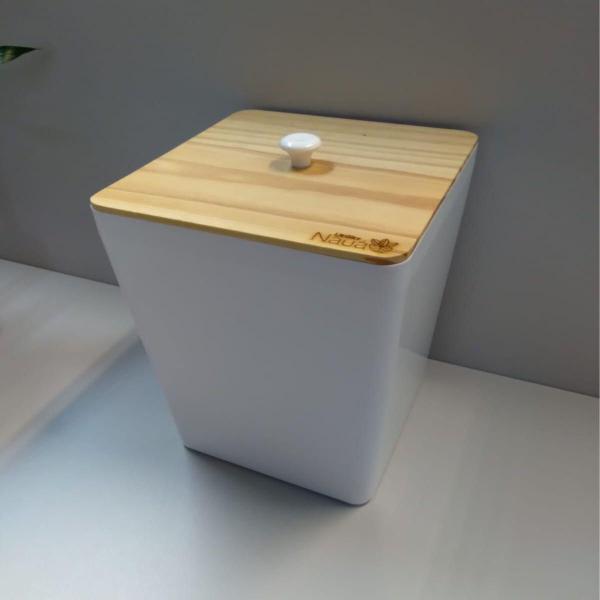 Imagem de Lixeira Tampa de bambu 5 Litros Cozinha Banheiro Pia Branca