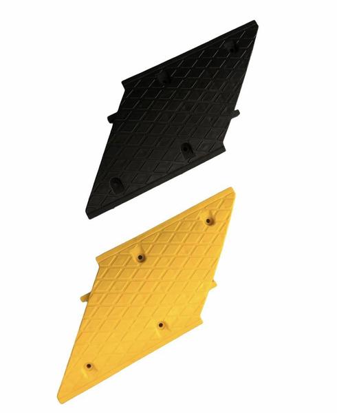 Lombada Modular Borracha Polietileno Para Condomínio 1 Metro - R4 Equipamentos Imagem de Lombada Modular Borracha Polietileno Para Condomínio 1 Metro