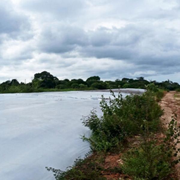 Imagem de Lona Preta Branca Silagem e Reservatório de Água 10x6metros