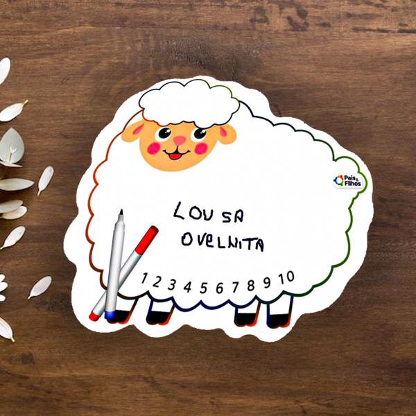 Lousa Infantil Ovelhinha de Madeira com Números, Apagador e Canetas Educativas para Crianças - Pais & Filhos Imagem de Lousa Infantil Ovelhinha de Madeira com Números, Apagador e Canetas Educativas para Crianças