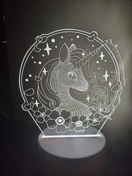 Imagem de Luminária Abajur Novo Unicornio Acrílico Led 3d Mesa Quarto Namorado Luz Presente Mãe Pai Filho Namorada Ilusão Optica