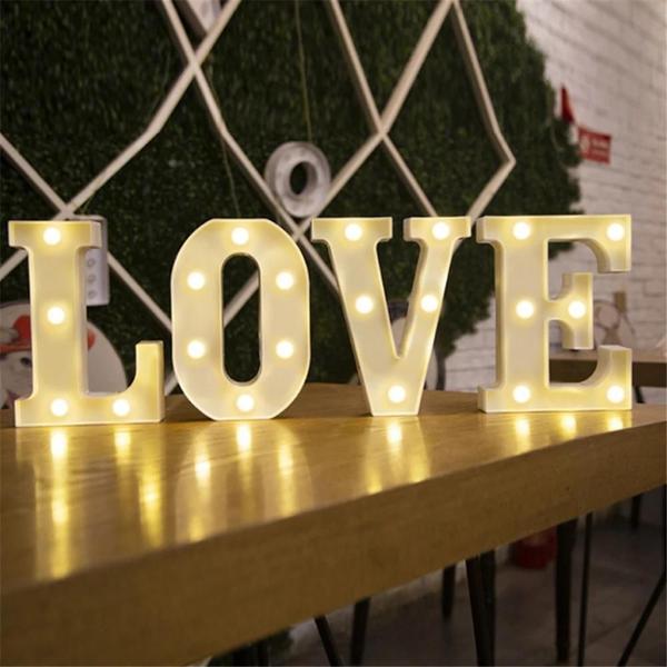 Imagem de Luminária de LED com Letras e Números - 16cm - Ideal para Casa, Casamento e Festa