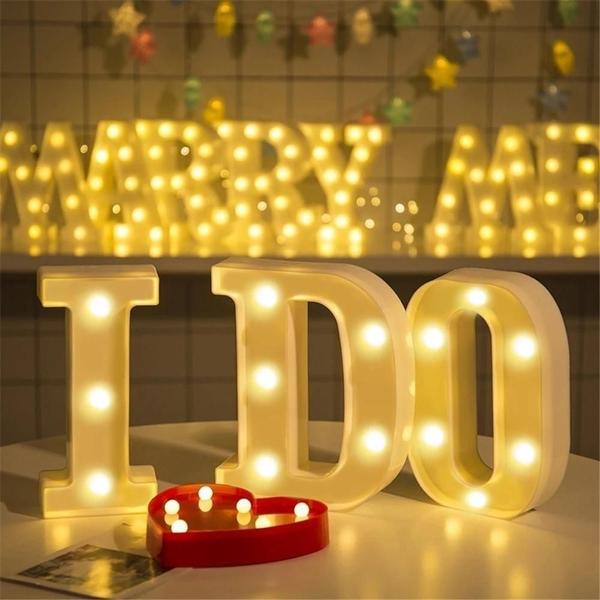 Imagem de Luminária de LED com Letras e Números - 16cm - Ideal para Casa, Casamento e Festa