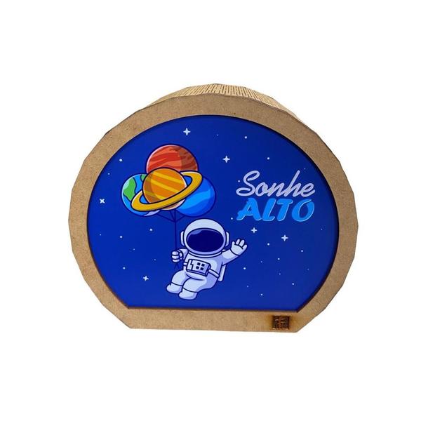 Luminária de Mesa Decorativa Astronauta Sonhe Alto Bivolt - FIRSTCOLOR Imagem de Luminária de Mesa Decorativa Astronauta Sonhe Alto Bivolt