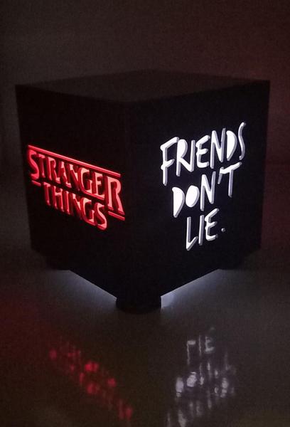 Imagem de Luminária de Mesa Stranger Things Presente Geek