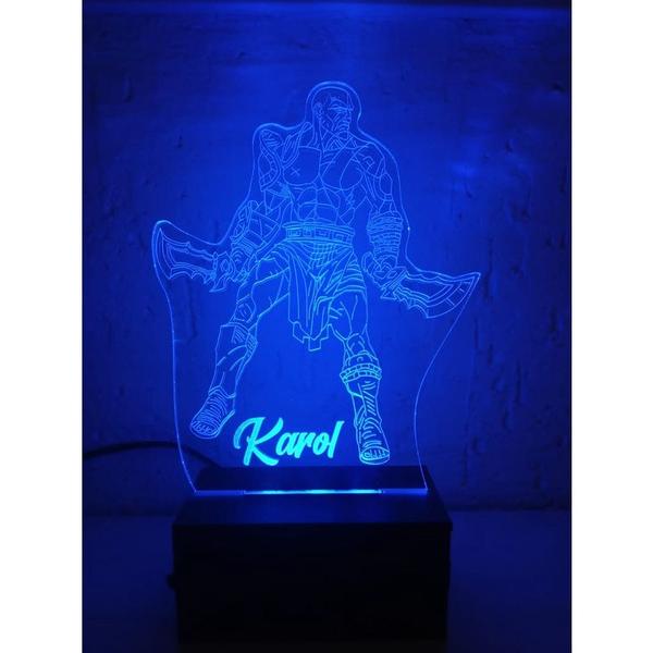 Imagem de Luminária Decorativa Abajur O Guerreiro Personalizada Nome