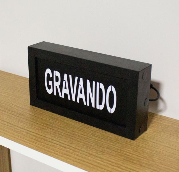Luminária Led Gravando Youtuber Streamer Luminoso Placa - AdesivAqui Imagem de Luminária Led Gravando Youtuber Streamer Luminoso Placa