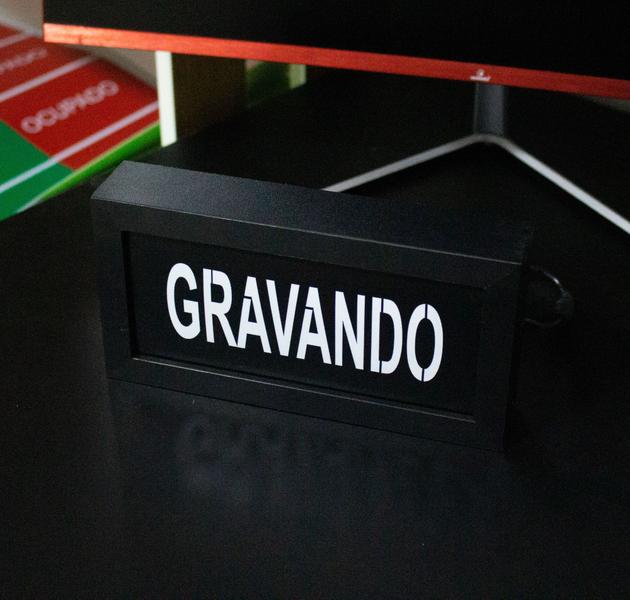 Imagem de Luminária Led Gravando Youtuber Streamer Luminoso Placa