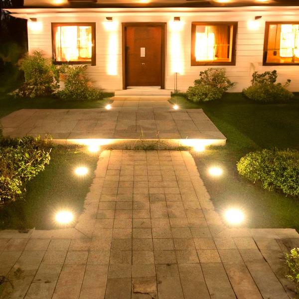 Imagem de Luminária Luz Solar Espeto Kit 4 Unidades Com 8 Leds Á prova D'Água Jardim Decoração