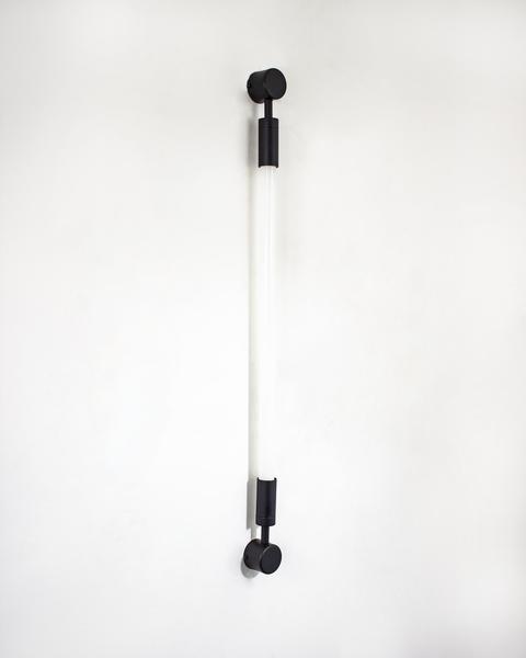 Lustre Arandela Slim Tubular T8 60/120cm Preto 187 - ILUMINAMUNDO Imagem de Lustre Arandela Slim Tubular T8 60/120cm Preto 187