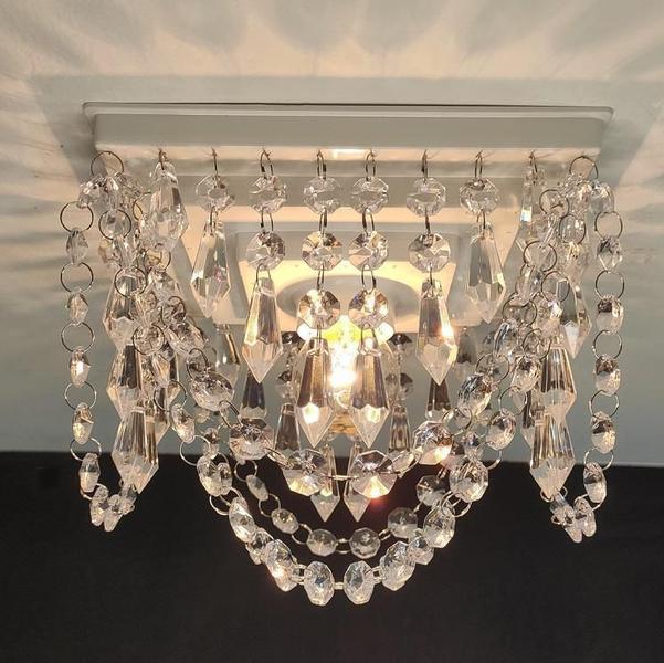 Lustre de cristal em acrílico - Moderno e versátil - Lustres Sh Design Imagem de Lustre de cristal em acrílico - Moderno e versátil