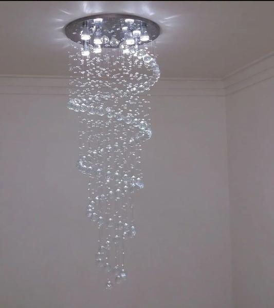 Imagem de Lustre De Cristal Espiral Para Sala de Jantar/Estar Com 1,30M De Altura. Base Com 50CM De Diâmetro