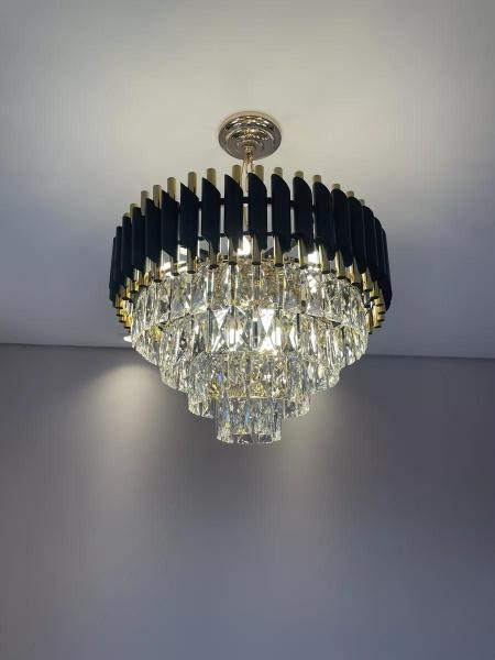 Imagem de Lustre Dourado e Preto com Cristais Transparente 50cm 8E14 110v/220v